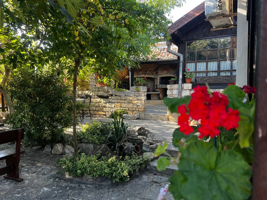 Заведение в битов стил (механа) под наем