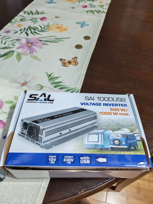 Power inverter 500W/1000W max.  Input 12 V-output 230 V