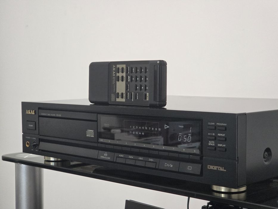 Cd-player Akai CD-52 cu telecomanda +manual