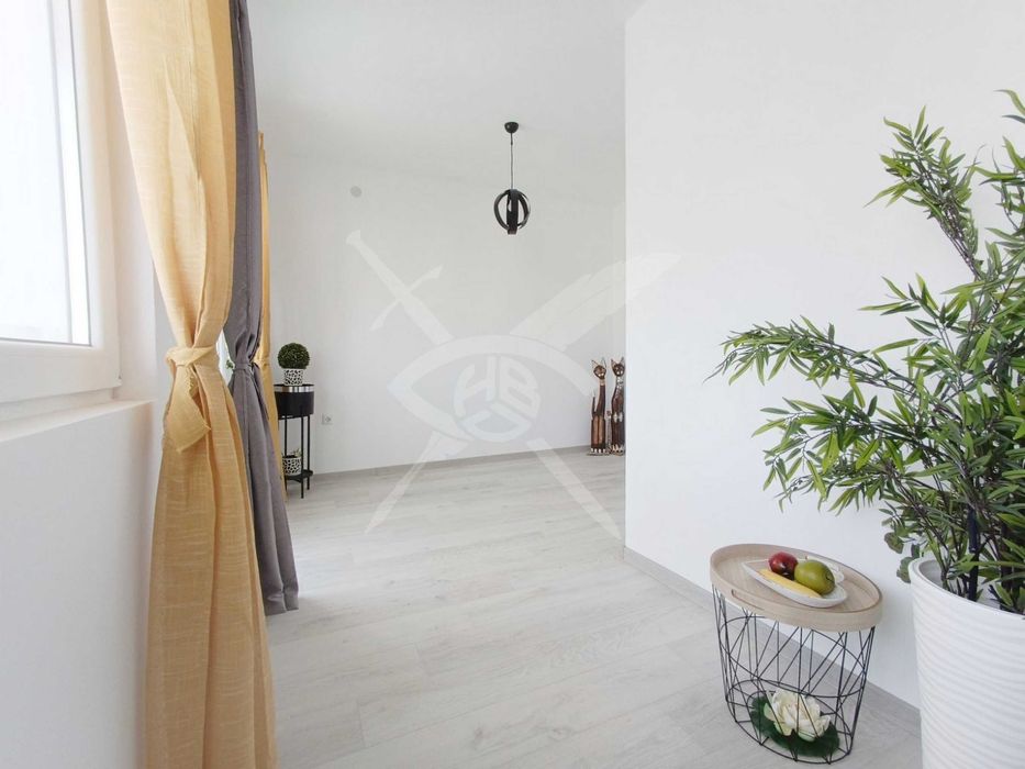 Продава се Двустаен апартамент в Варна, Владислав Варненчик - 56 кв.м за 1409 €/кв.м - Снимка #1