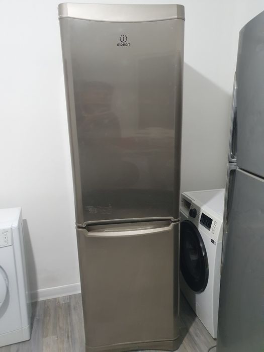 Продаётся холодильник