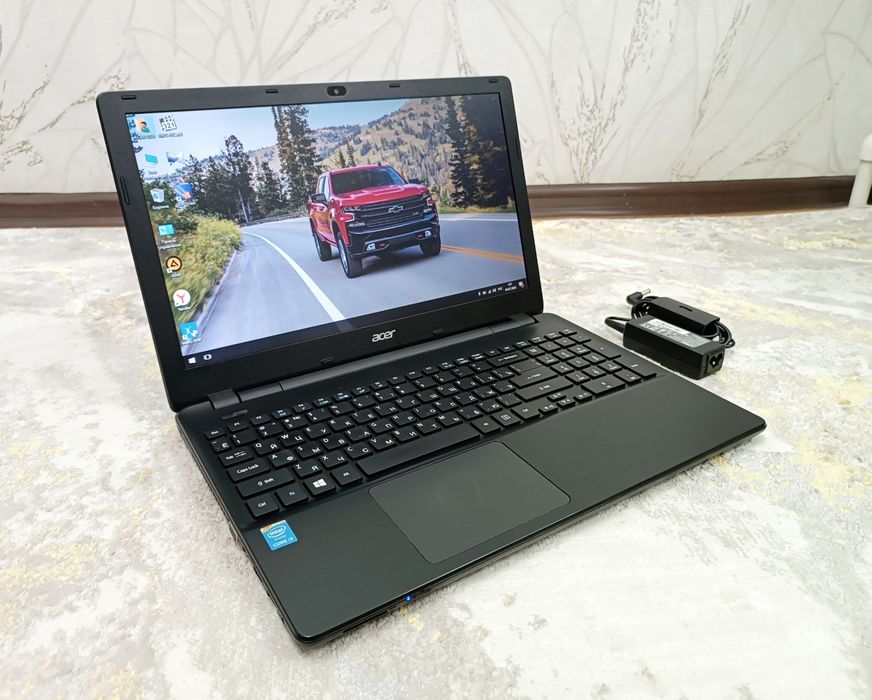 Ноутбук Core i3, HDD 1TB Windows 10.