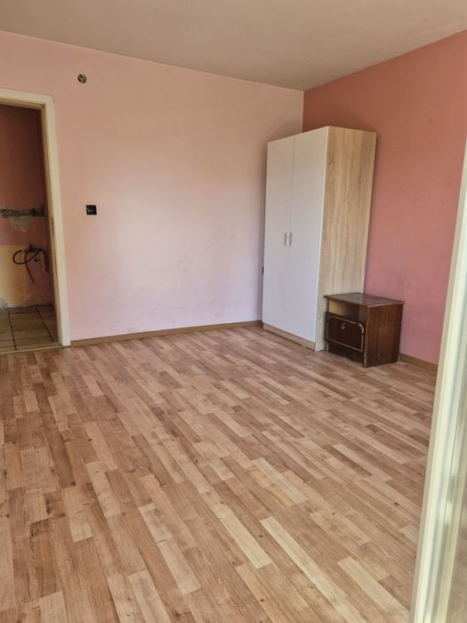 Дава се под наем Тристаен апартамент в София, Младост 1 - 122 кв.м за 194506.86 € - Снимка #2