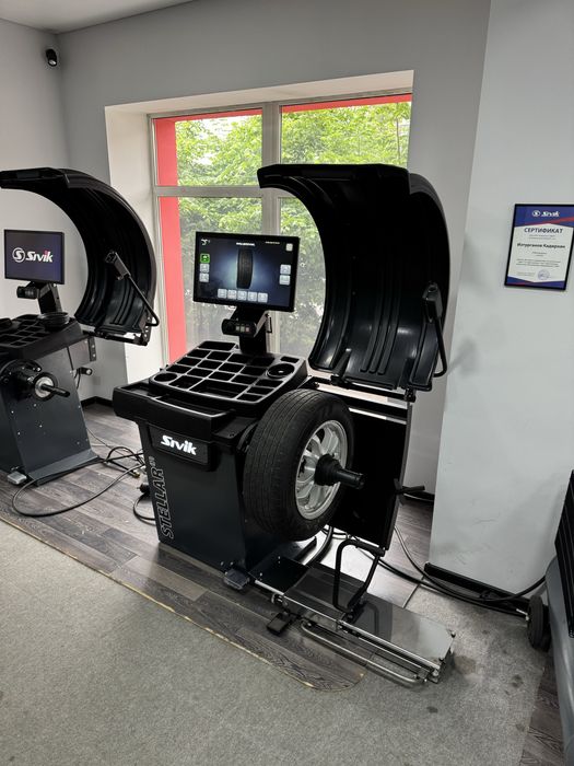 Балансировочный станок Sivik для шиномонтажа вулканизация балансировка