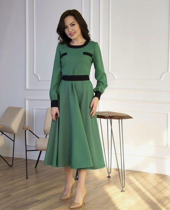 Продается изящное платье