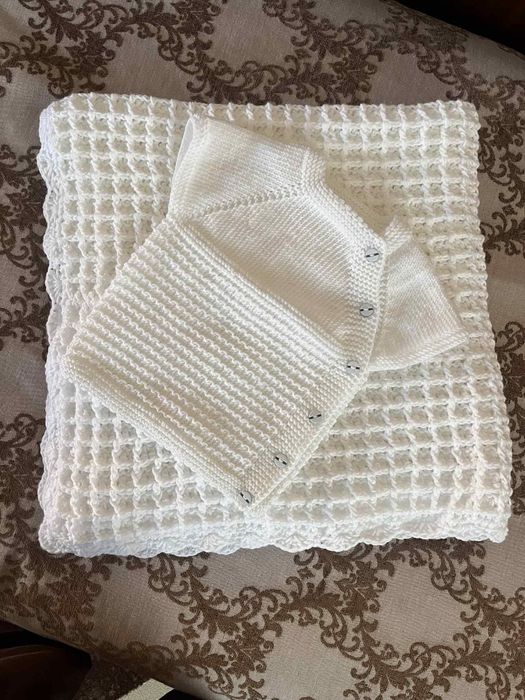 Бебешки дрехи и пелени