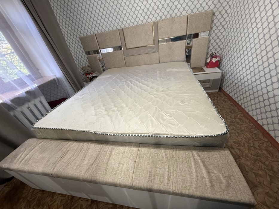 Продам двухспальный  кровать