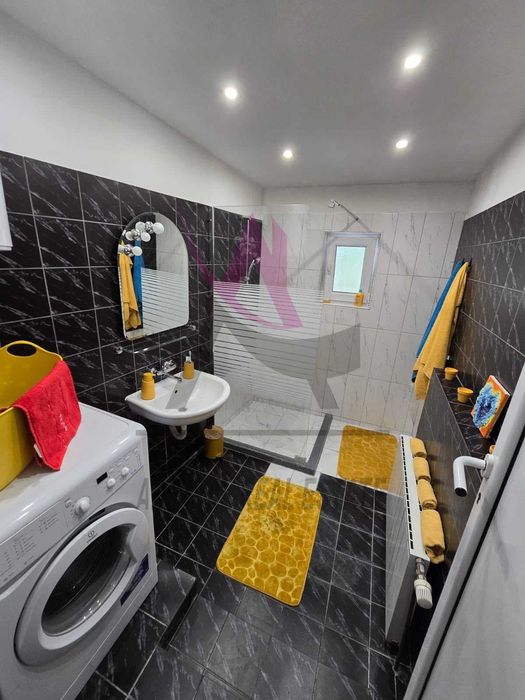 Дава се под наем Тристаен апартамент в Варна, Общината - 95 кв.м за 1000 € - Снимка #5