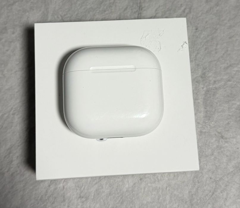 Casti Apple Airpods 4