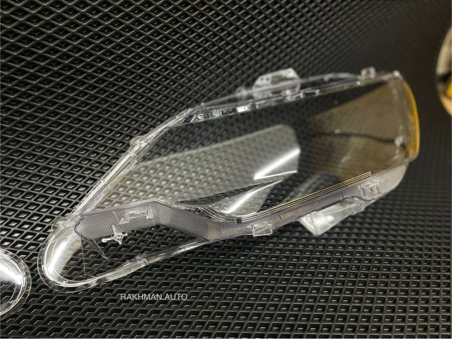 Стекла фар Камри 50/55