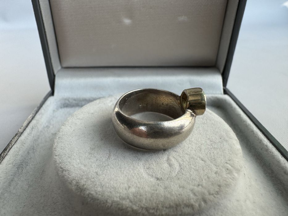 Inel din argint si peridot