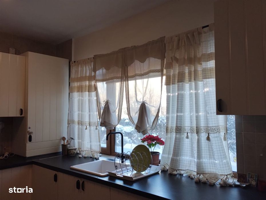 Vând casă în complex Green City, comuna 1 Decembrie, jud Ilfov.