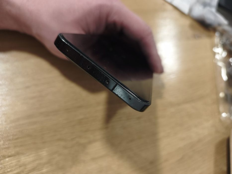 Vând Xiaomi 13 perfect functional