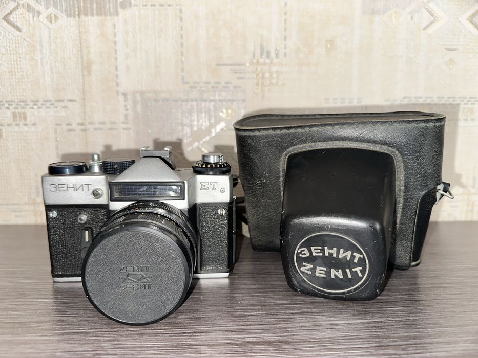 Винтажный пленочный фотоаппарат Зенит Zenit ЕТ