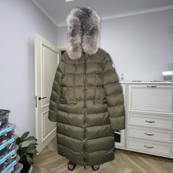 Пуховик монклер оригинал