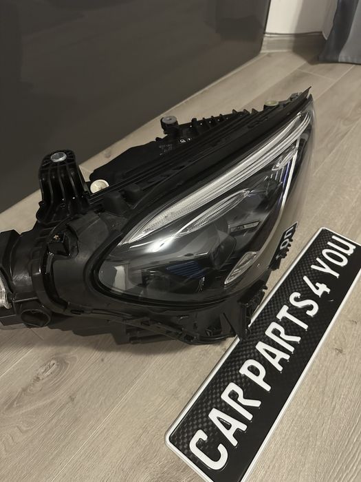 Фар десен Mercedes GLC W254 Digital Light Перфектен