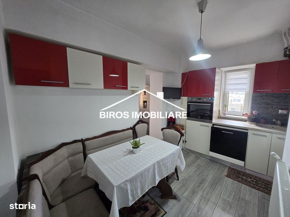 3 camere Calea Bucuresti - Vodafone
