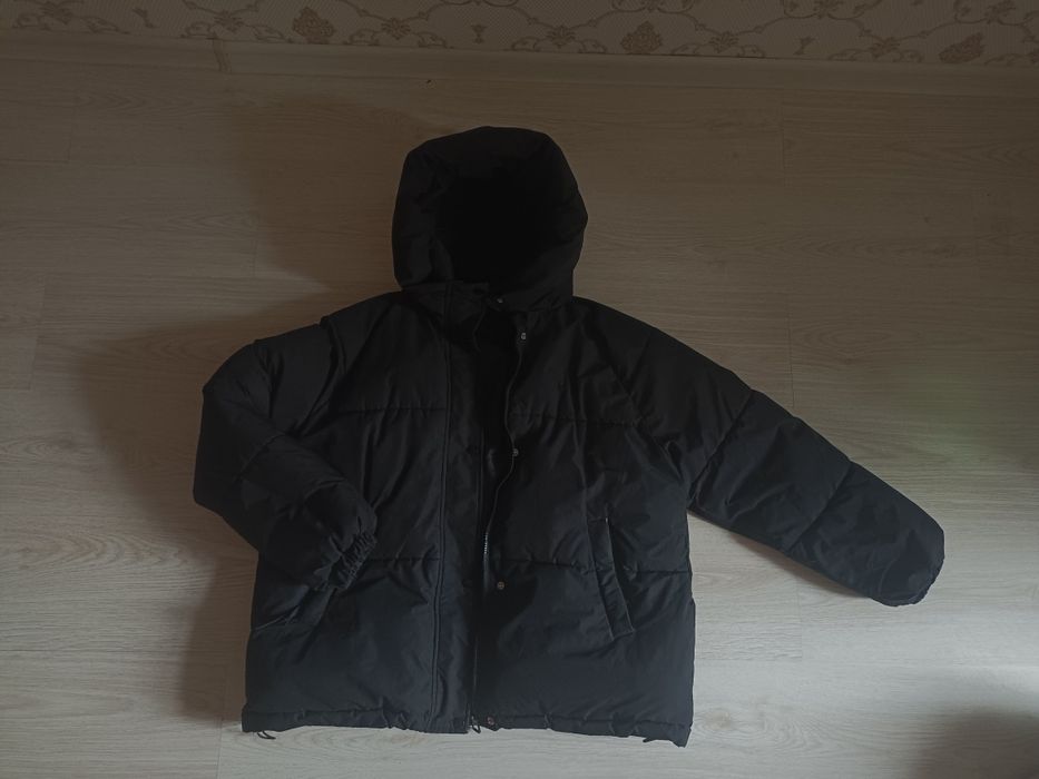 Зимняя теплая куртка