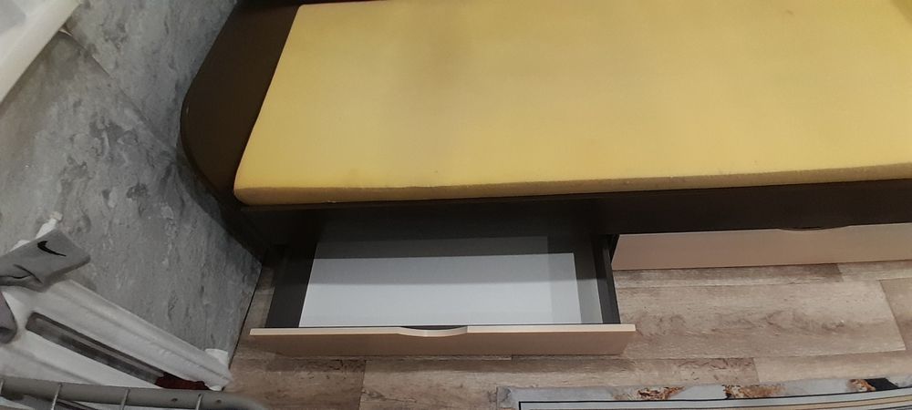 Продам кровати 2 штуки