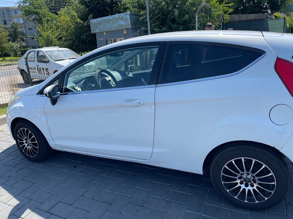 FORD Fiesta 2008 — imagine 2