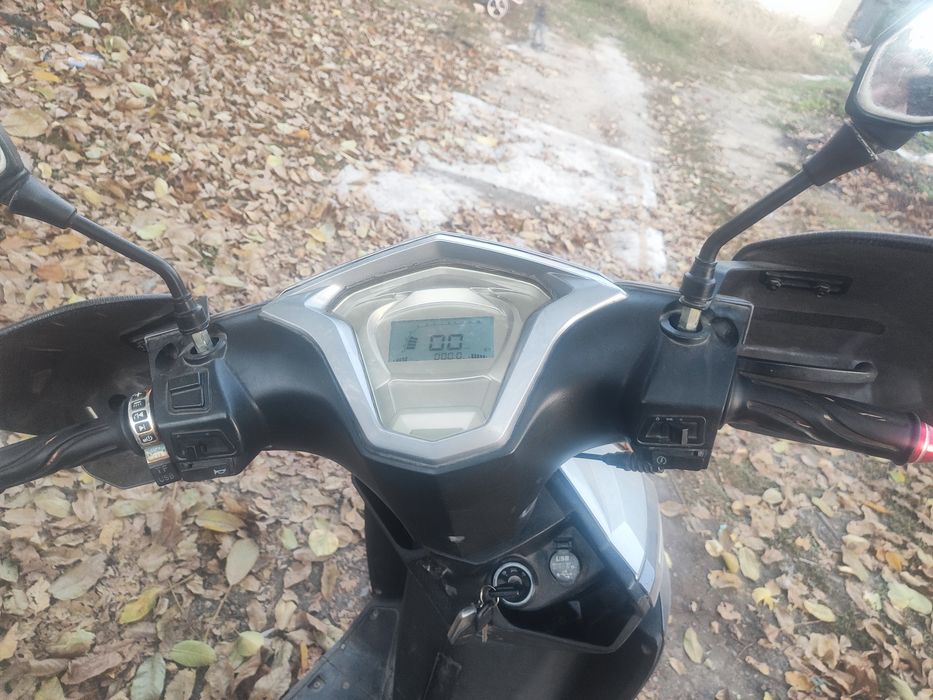 продам скутер м8