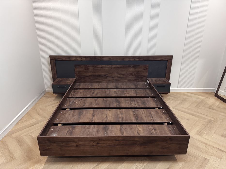 Продам спальнюю гарнитуру