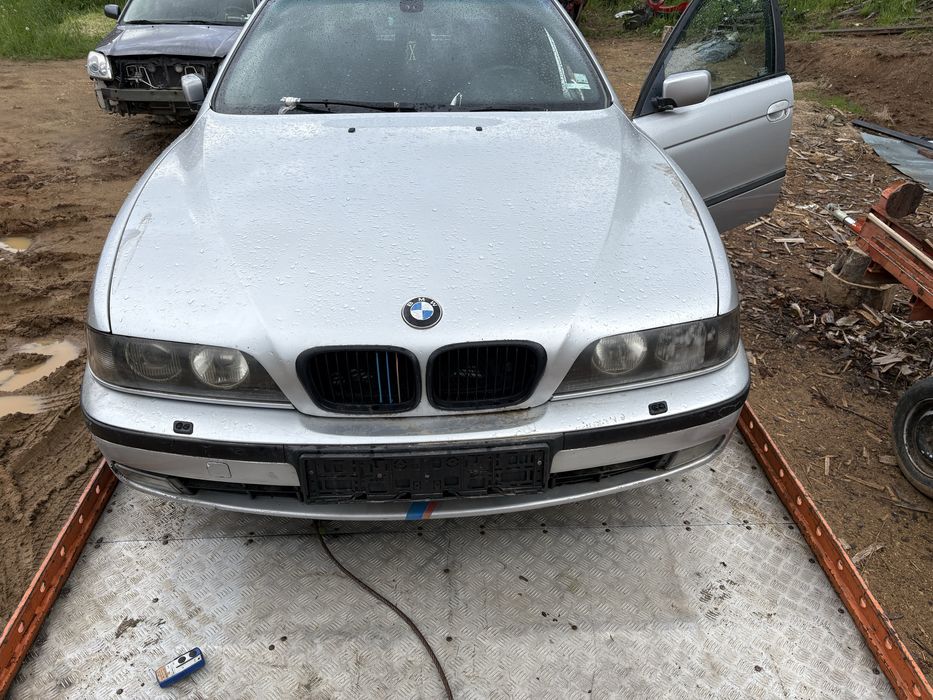BMW E39 НА ЧАСТИ