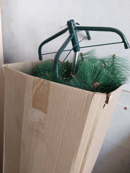 Продаю телевизоры на запчасти