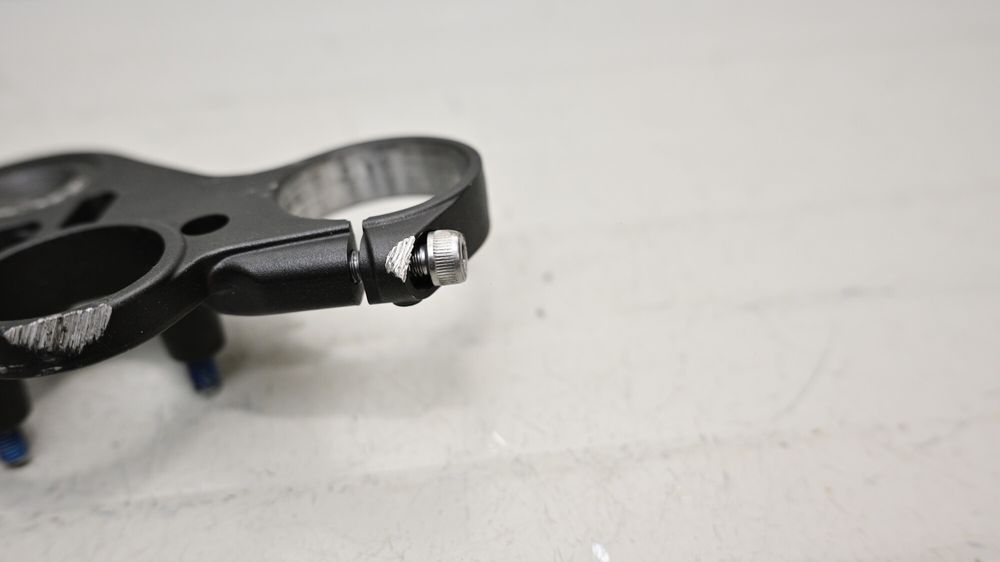 Jug Furca Superior Yamaha R1M 2015 - 2019