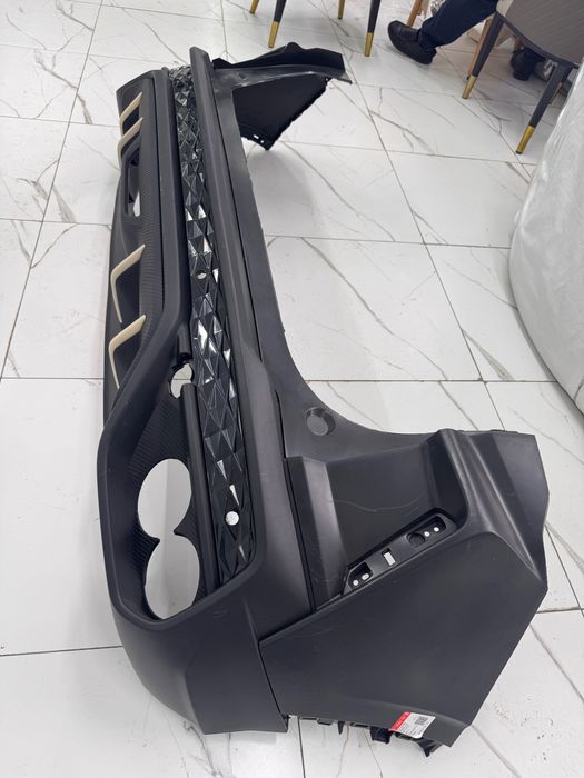 Geely coolray задний бампер карбон