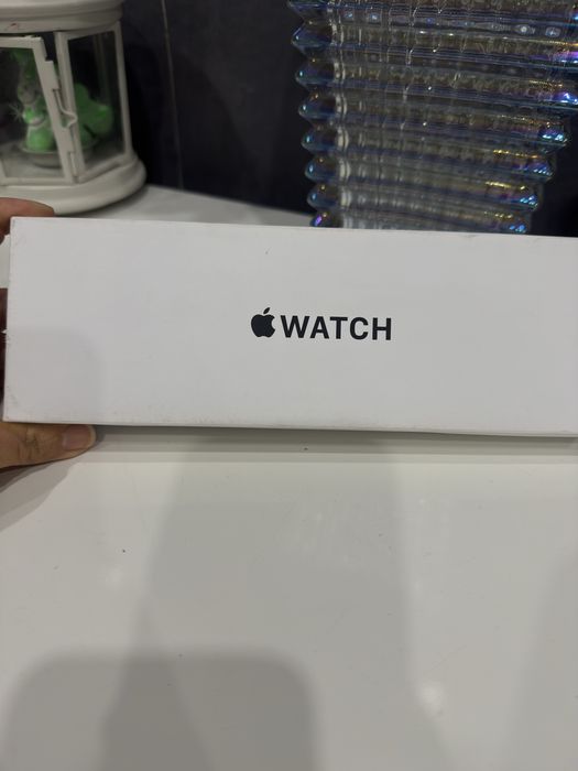 Продам Apple watch se (gen2) 40mm
