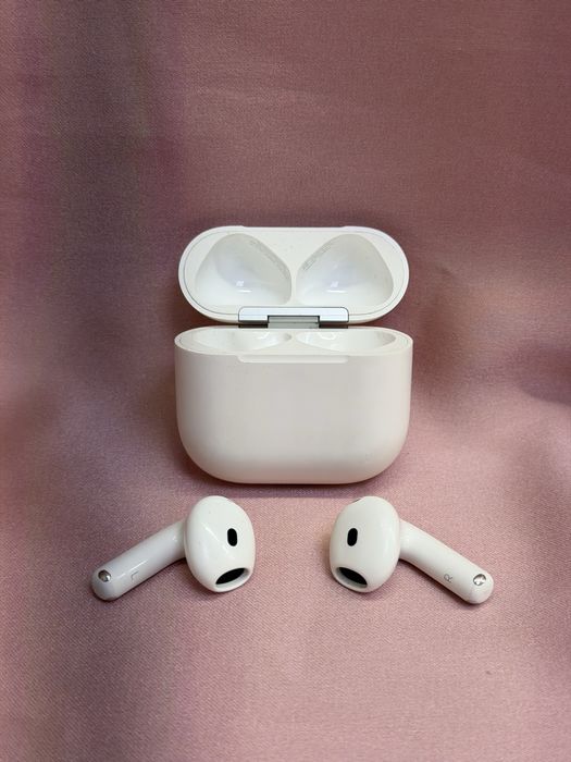 Наушники AirPods 4 / #МА32758