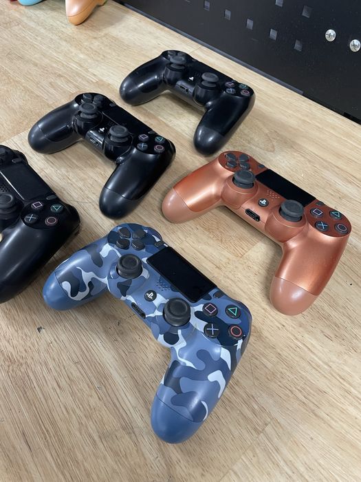 Controler ps4 functional reconditionat se poate testa