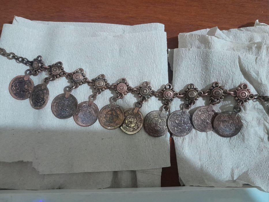 Продам старинная ожерелье