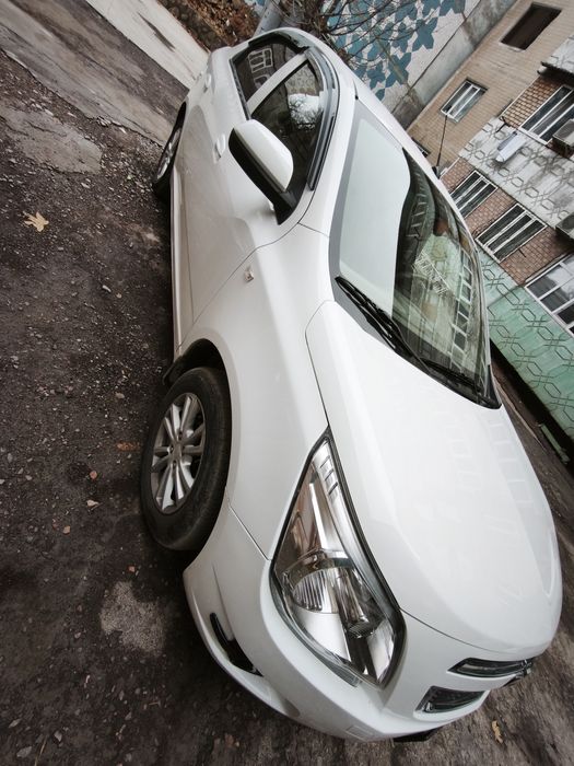 Продаётся две автомобиль cobalt ravon 2018г и chevrolet 2024