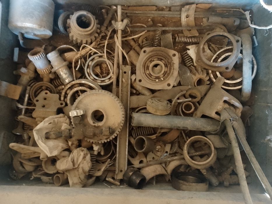 Yumz zapchastlari sotiladi