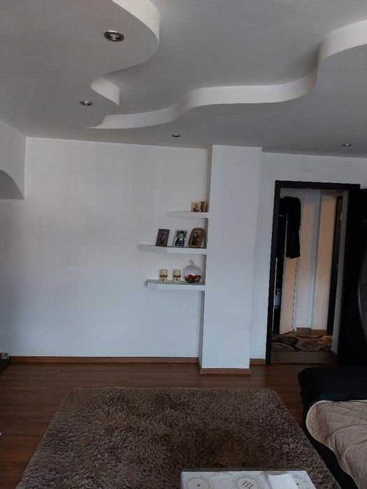 Apartament 3 camere decomandat/2bai