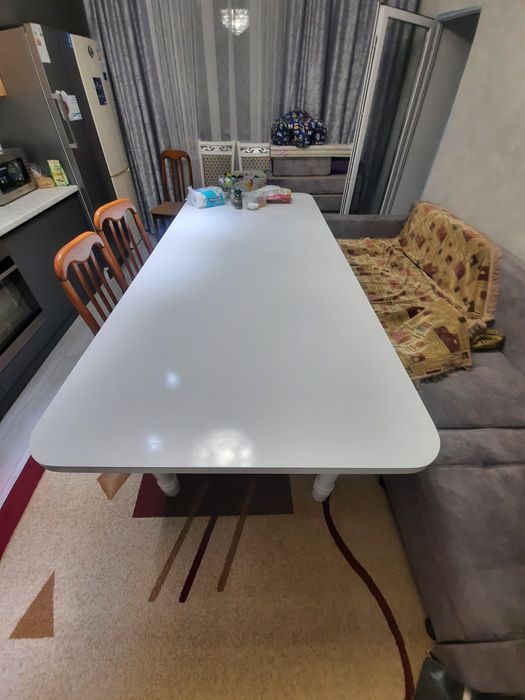 Продаётся стол 2,5-3×90