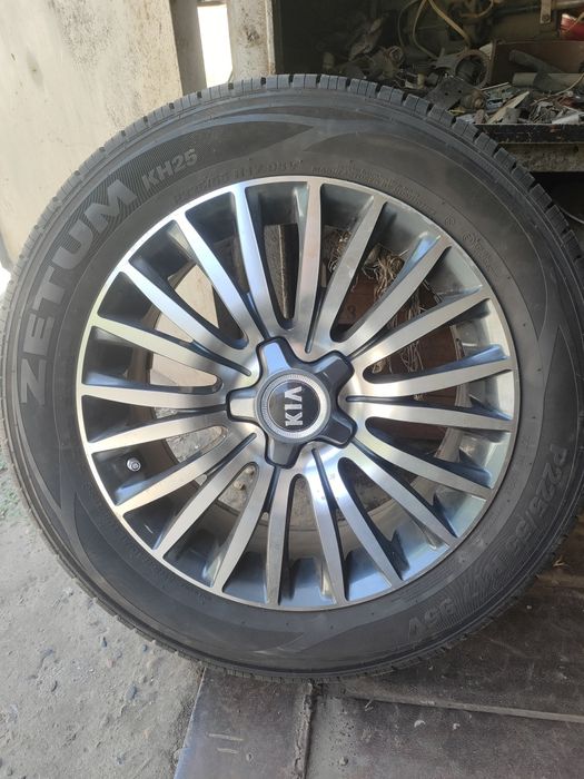 Продам диски с шинами