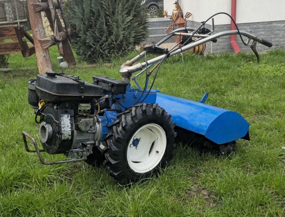 Vând motocultor BCS 10cp pe benzină cu freză de pământ și freza de zăpadă