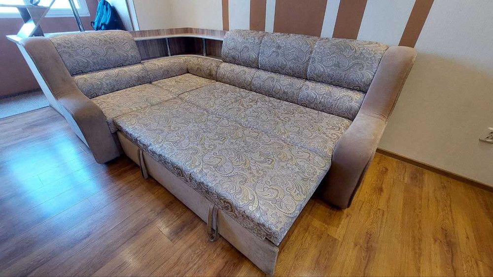 Диван раскладывающийся