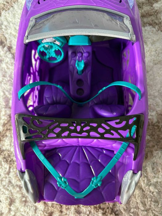 Scaris Convertible / Машина Скариж