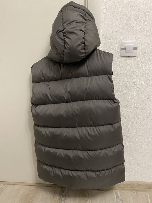 Страхотен ,топъл зимен елек!Цвят графит,размер Л