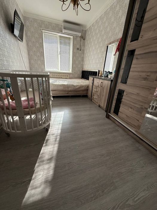 Продаю 2х комнатную на 1-этаже , Юнусабад-13 квартал