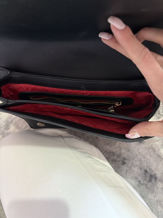 чанта Love moschino