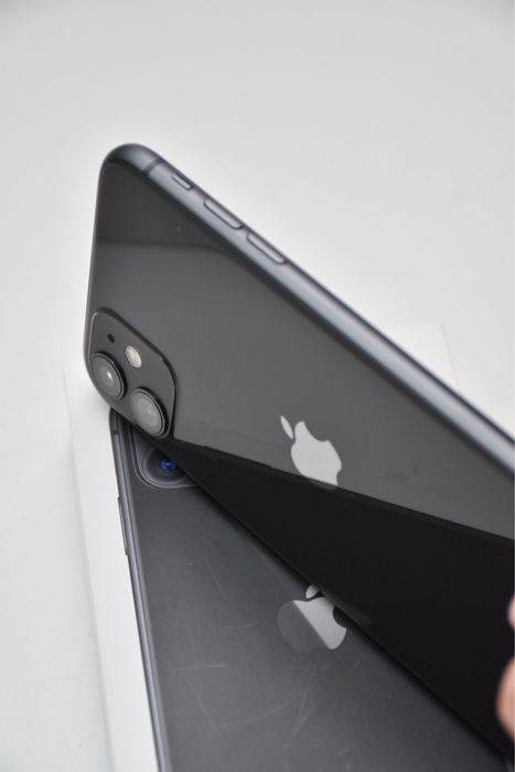 Айфон с гарантией