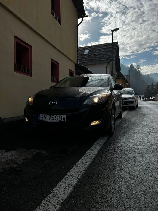 Mazda 3 2011 manuala