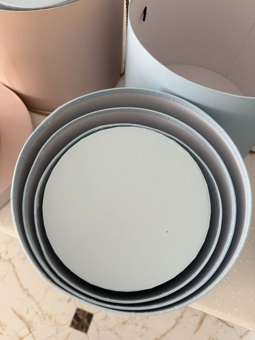 продам коробки круглы