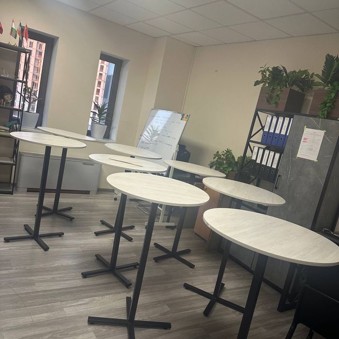 Продаётся коктельные столы