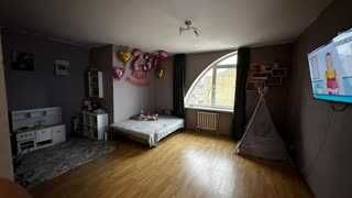 Просторная 2-комн. 67.4 м² в 5 микрорайоне — Кухня 14 м²!